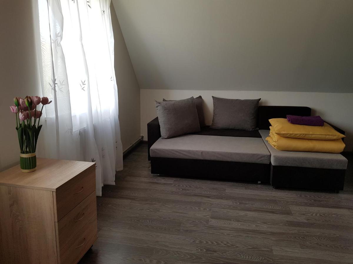 Holiday Country House Markalne ภายนอก รูปภาพ